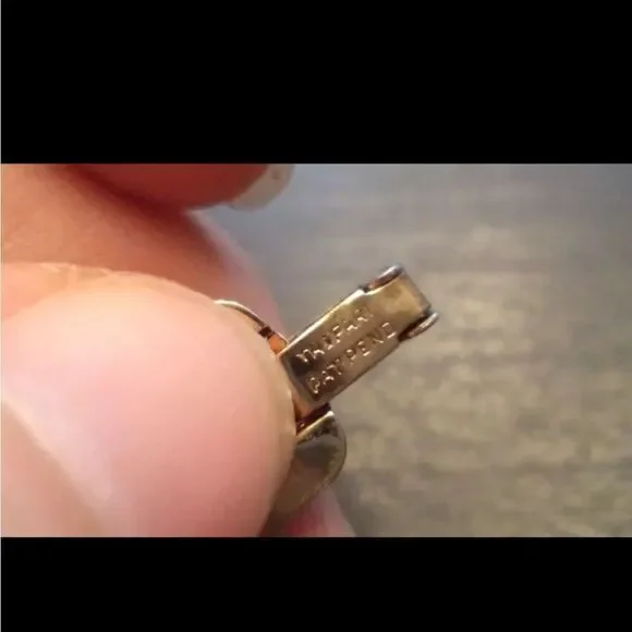 Mid Century Modern Crown Trifari White and Gold Tone Chevron Bracelet7 7 1/4 - Picture 3 of 14